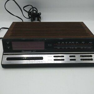 Radio Shack Chronomatic 267 AM/FM Radio Alarm Clock Vintage Tested Works